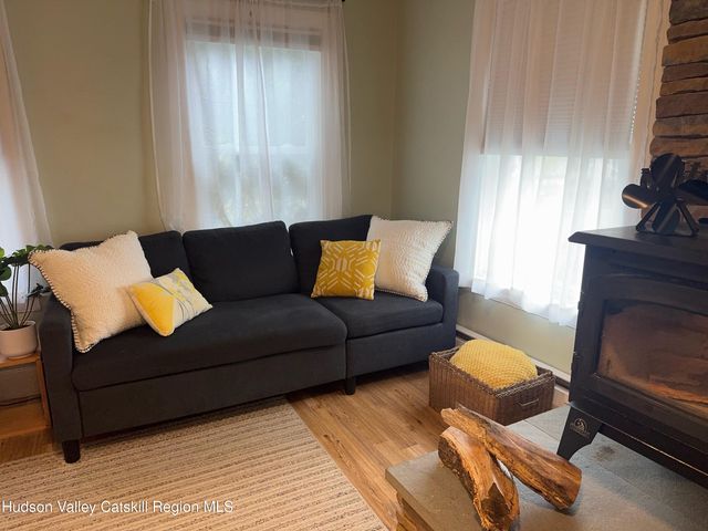 95-97 Livingston Street, Saugerties, NY 12477