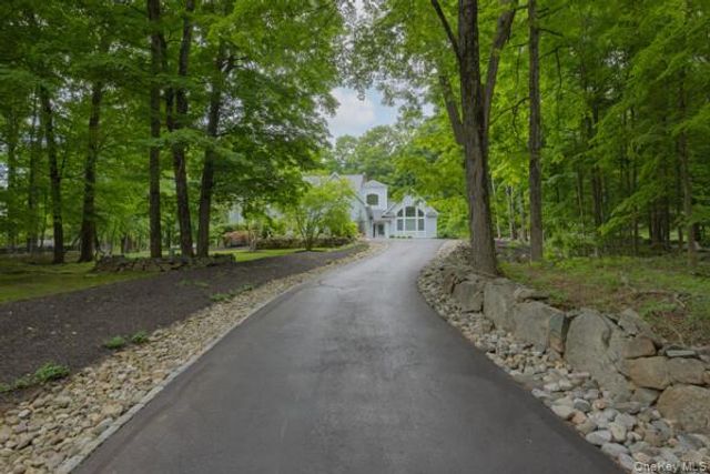 19 W Gate Road, Suffern, NY 10901