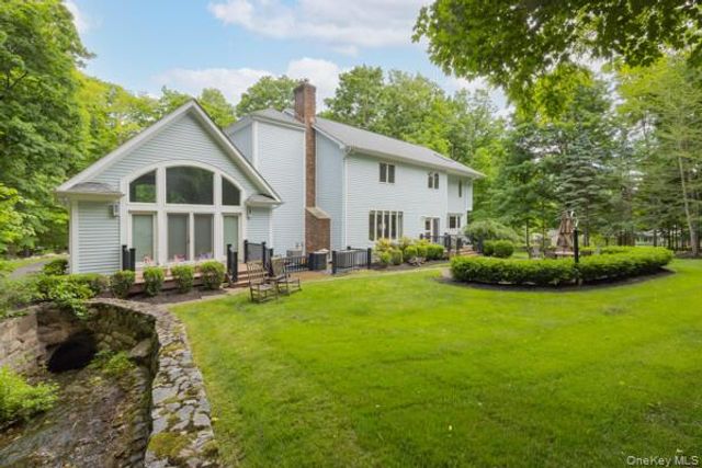 19 W Gate Road, Suffern, NY 10901