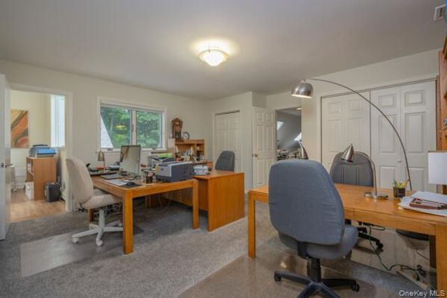 19 W Gate Road, Suffern, NY 10901