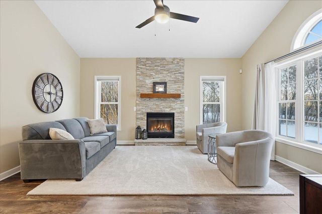 W11789 497th Avenue, Prescott, WI 54021