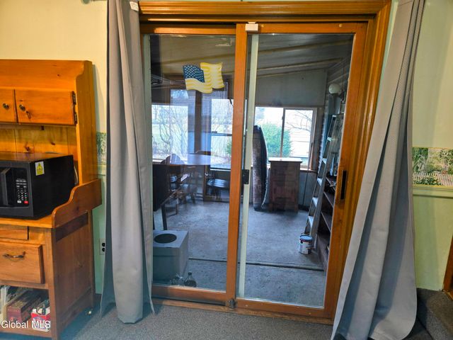 1008 Peter Road, Rotterdam, NY 12303