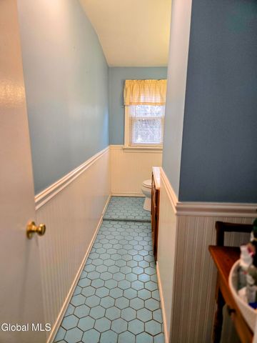 1008 Peter Road, Rotterdam, NY 12303