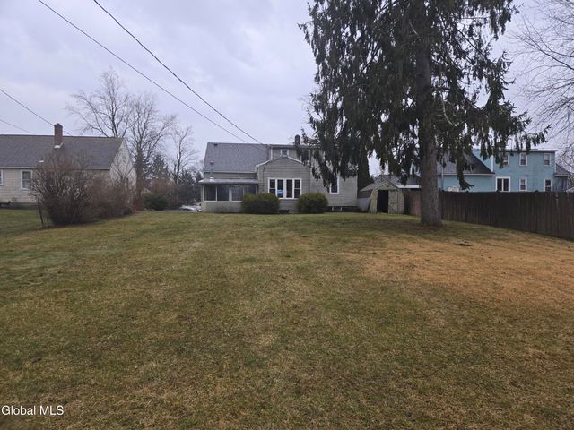 1008 Peter Road, Rotterdam, NY 12303