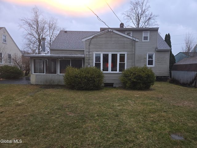 1008 Peter Road, Rotterdam, NY 12303