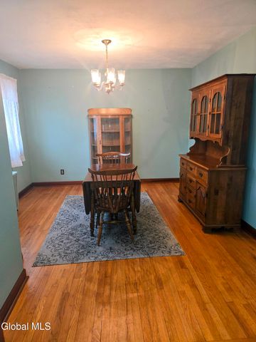 1008 Peter Road, Rotterdam, NY 12303