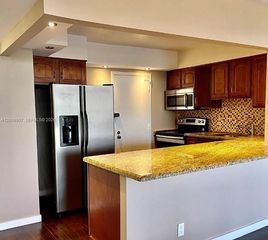 600 Three Islands Blvd 304, Hallandale Beach, FL 33009
