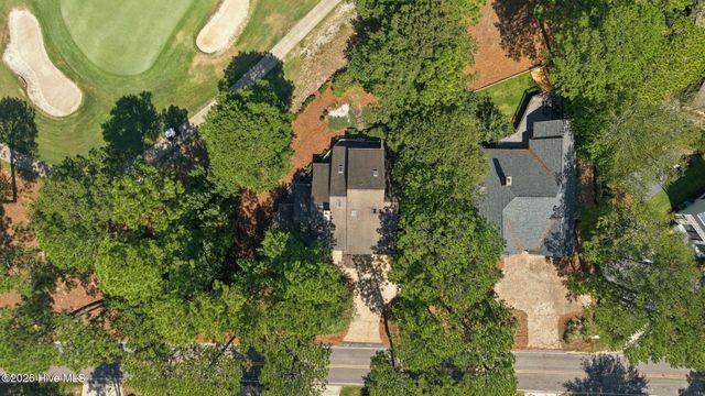 25 Lake Hills Road, Pinehurst, NC 28374