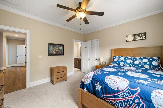 6641 Linville Ridge Drive, Oak Ridge, NC 27310