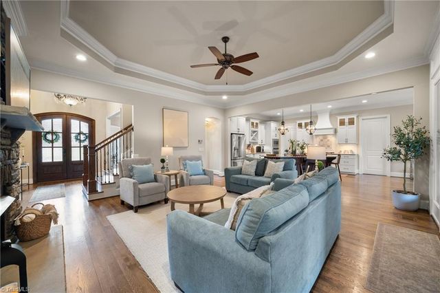 6641 Linville Ridge Drive, Oak Ridge, NC 27310