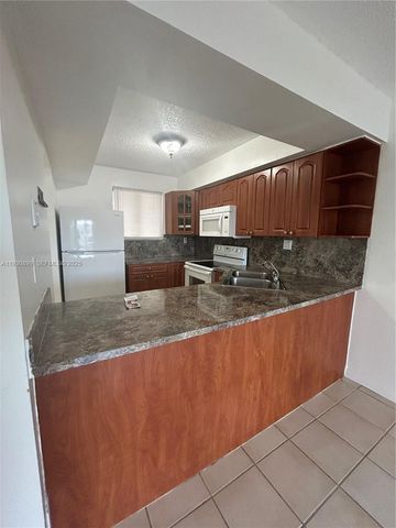 5701 W 25th Ct 305, Hialeah, FL 33016