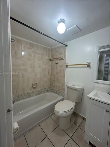 5701 W 25th Ct 305, Hialeah, FL 33016