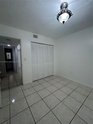 5701 W 25th Ct 305, Hialeah, FL 33016