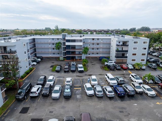 5701 W 25th Ct 305, Hialeah, FL 33016