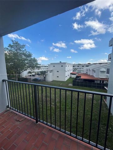 5701 W 25th Ct 305, Hialeah, FL 33016