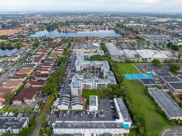 5701 W 25th Ct 305, Hialeah, FL 33016