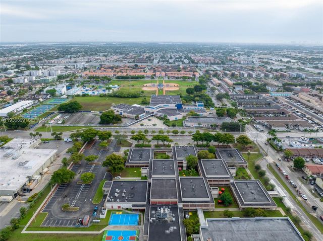 5701 W 25th Ct 305, Hialeah, FL 33016