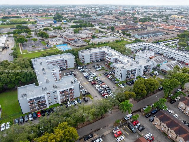 5701 W 25th Ct 305, Hialeah, FL 33016