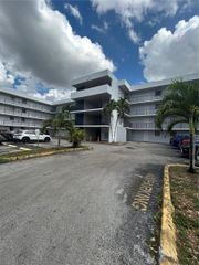 5701 W 25th Ct 305, Hialeah, FL 33016