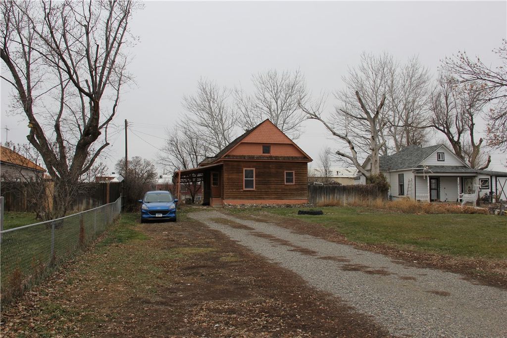 1444 West Lane, Billings, MT 59101