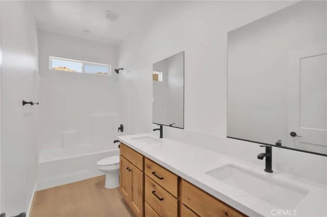 15561 Desert Star, Apple Valley, CA 92307