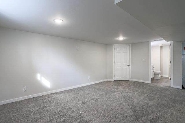 350 FRANK Street, Council Bluffs, IA 51503