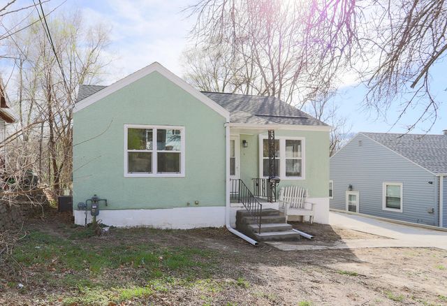 350 FRANK Street, Council Bluffs, IA 51503