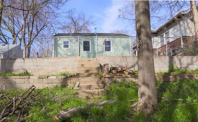 350 FRANK Street, Council Bluffs, IA 51503