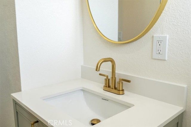 6355 Jade, Jurupa Valley, CA 92509