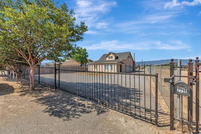 2718 Ferguson Road, Gilroy, CA 95020