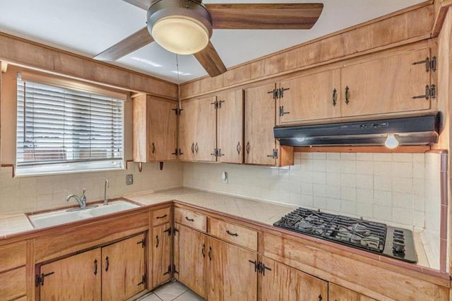 2718 Ferguson Road, Gilroy, CA 95020