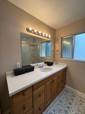 2718 Ferguson Road, Gilroy, CA 95020