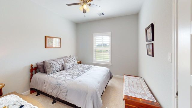 1325 Palomino Trail, Angleton, TX 77515