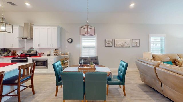 1325 Palomino Trail, Angleton, TX 77515