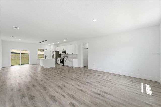 2861 W DELLWOOD STREET, Citrus Springs, FL 34433