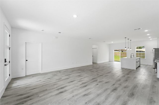 2861 W DELLWOOD STREET, Citrus Springs, FL 34433