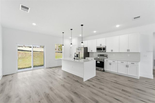 2861 W DELLWOOD STREET, Citrus Springs, FL 34433