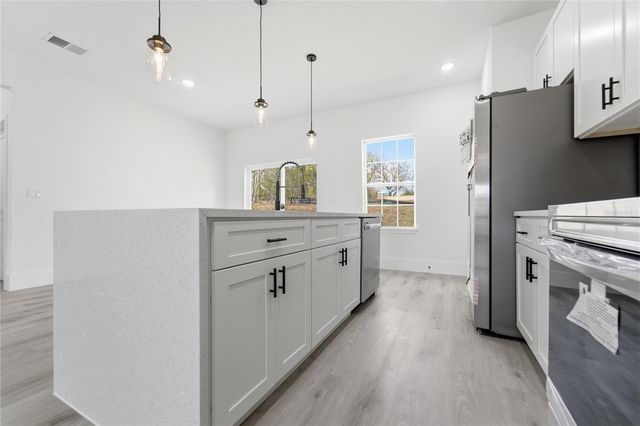 2861 W DELLWOOD STREET, Citrus Springs, FL 34433