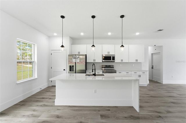 2861 W DELLWOOD STREET, Citrus Springs, FL 34433
