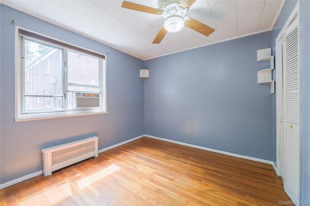 225-35 88 Avenue 42-9, Queens Village, NY 11427