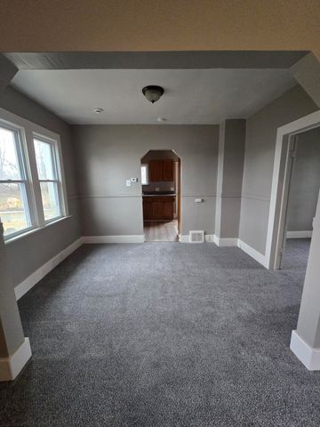 2127 River Drive, Lincoln Park City, MI 48146