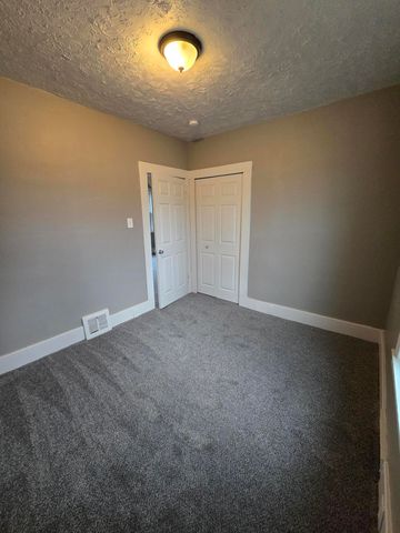 2127 River Drive, Lincoln Park City, MI 48146