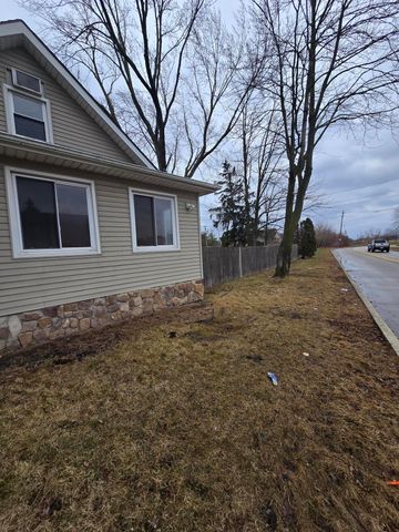 2127 River Drive, Lincoln Park City, MI 48146