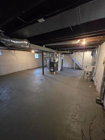 2127 River Drive, Lincoln Park City, MI 48146