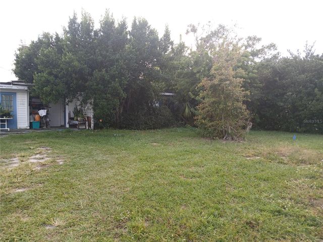 500 W WOODWARD AVENUE, Eustis, FL 32726