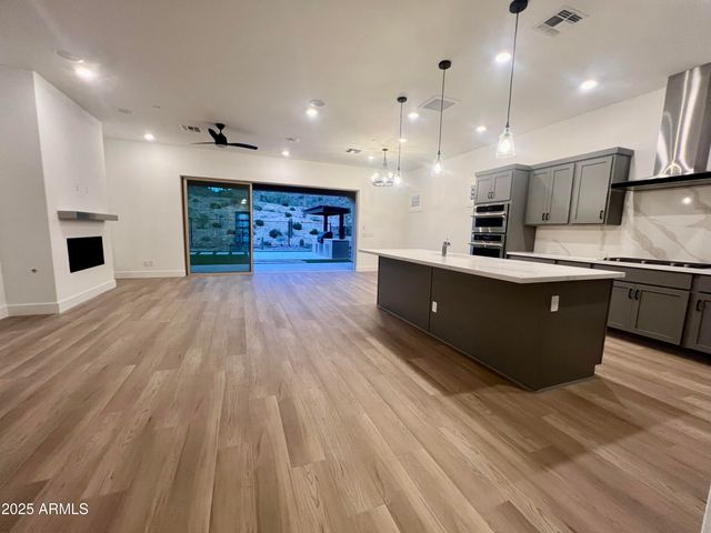 33441 N 129th Lane, Peoria, AZ 85383