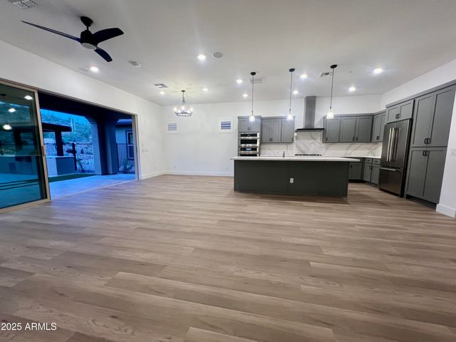 33441 N 129th Lane, Peoria, AZ 85383