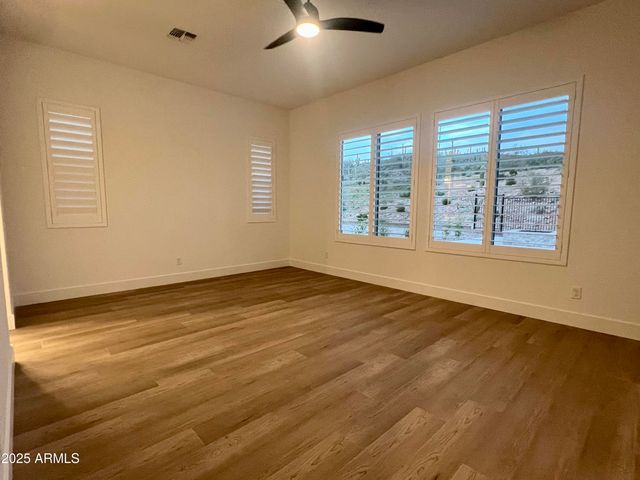 33441 N 129th Lane, Peoria, AZ 85383