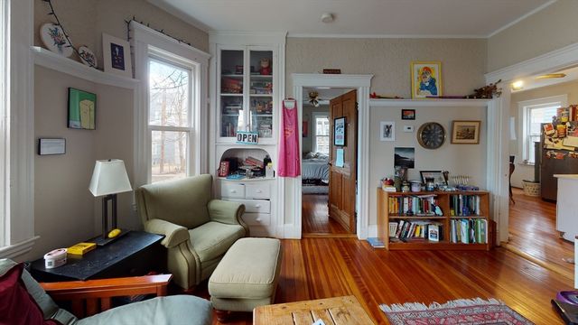 8 Olmstead St 1, Boston, MA 02130