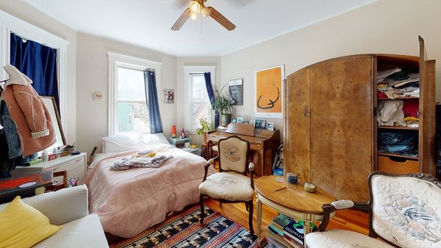 8 Olmstead St 1, Boston, MA 02130